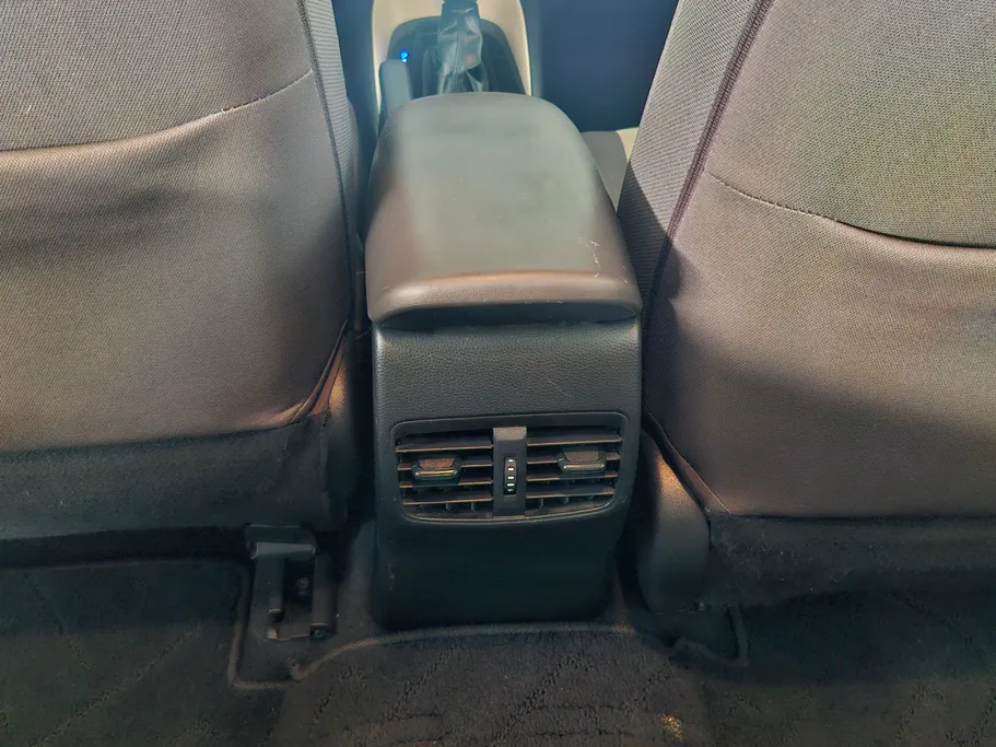 تويوتا كورولا XLI 2023 