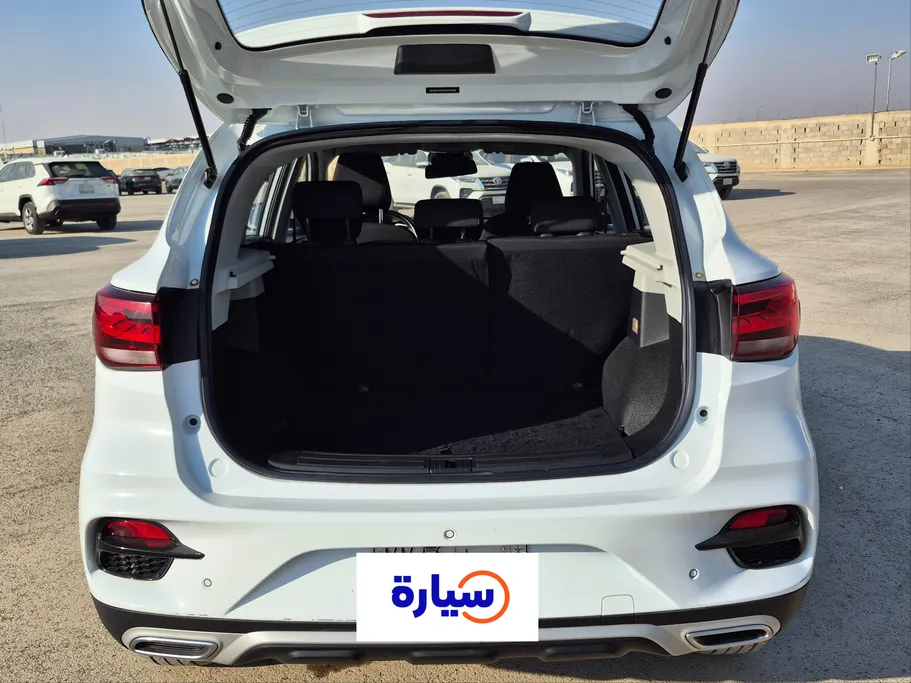 ام جي ZS STD 2023 