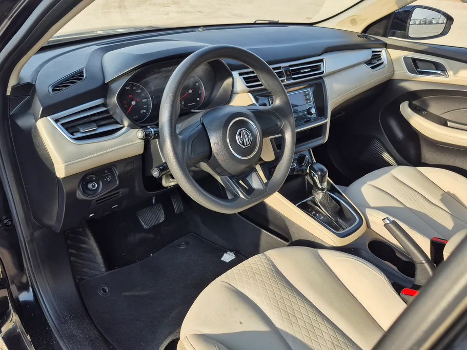 ام جي 5 STD 2022 