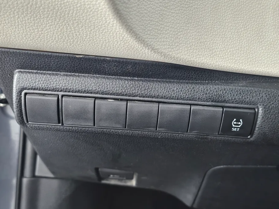 تويوتا كورولا XLI 2021 