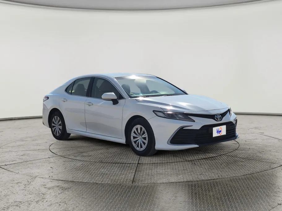 تويوتا كامري LE 2022 