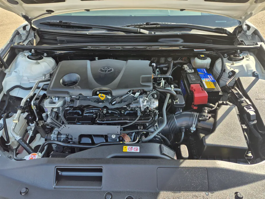 تويوتا كامري LE 2022 