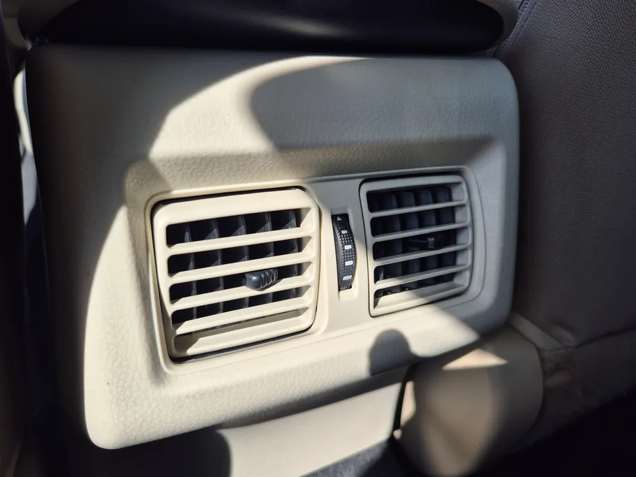 تويوتا كامري LE 2022 