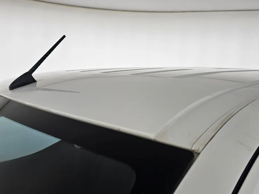 2022 Peugeot Partner Short van 