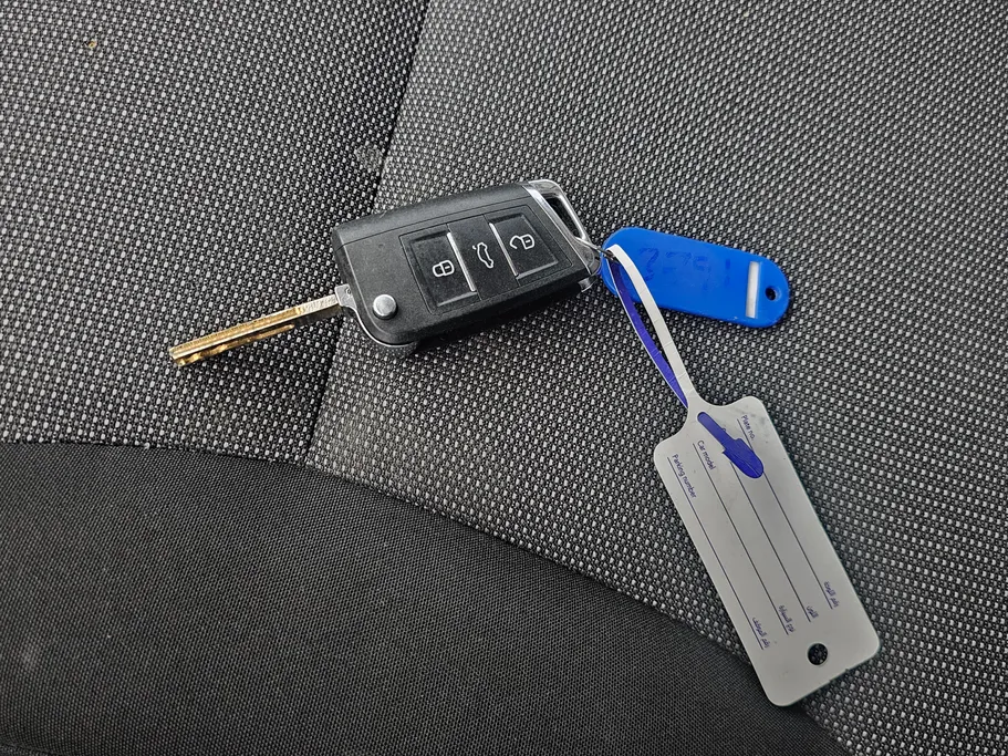 2022 Peugeot Partner Short van 