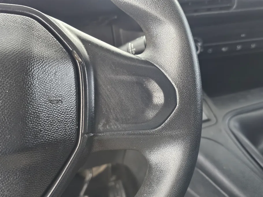 2022 Peugeot Partner Short van 