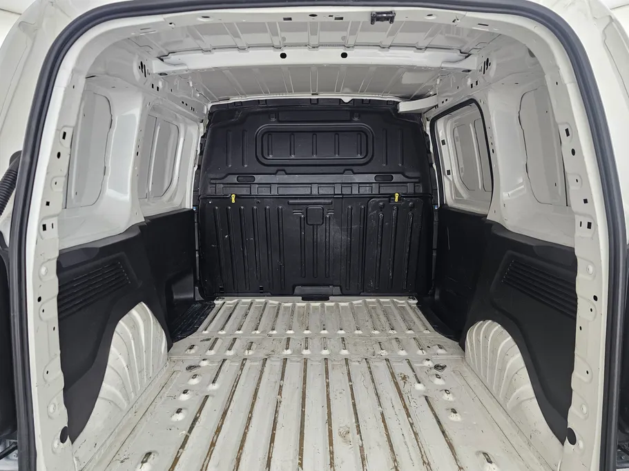 2022 Peugeot Partner Short van 