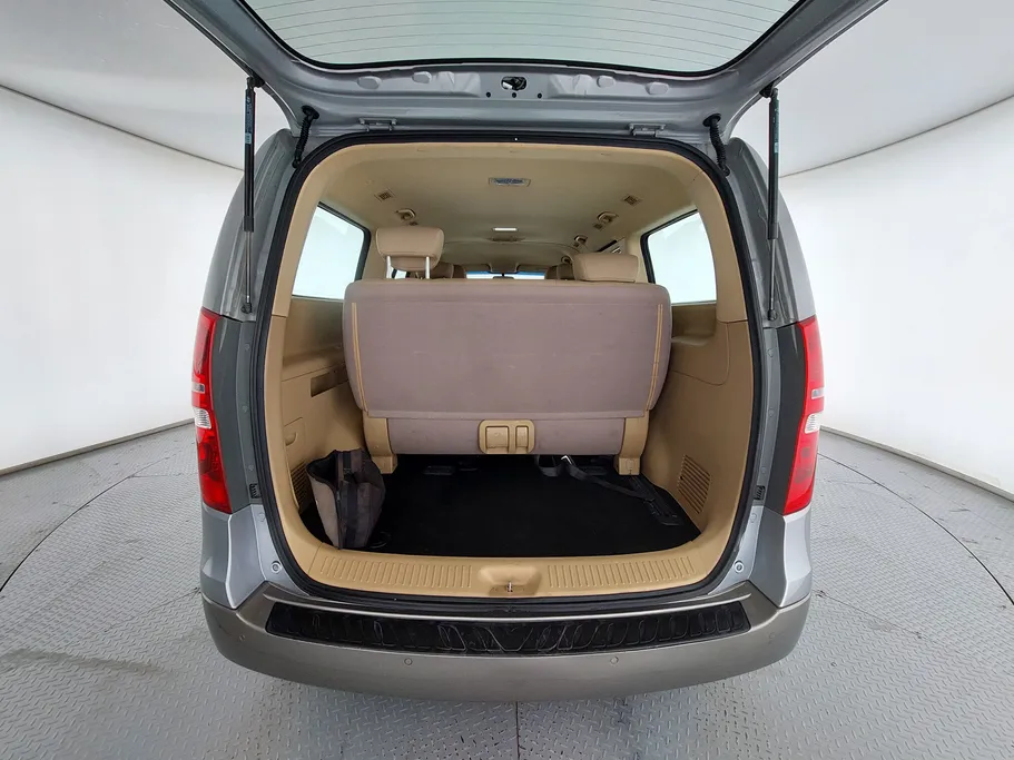 2019 Hyundai H1 passenger 