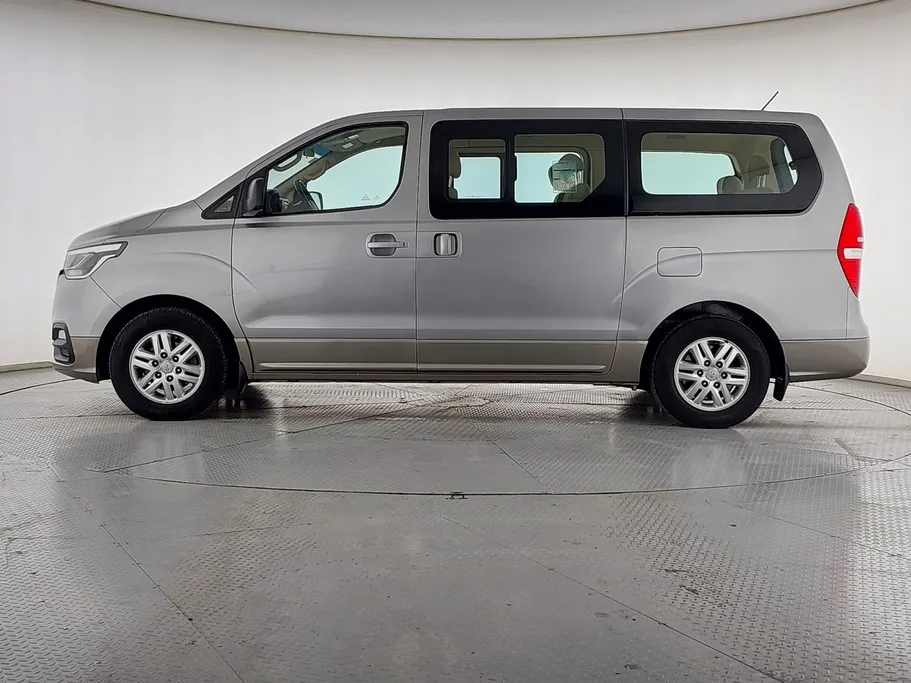 2019 Hyundai H1 passenger 