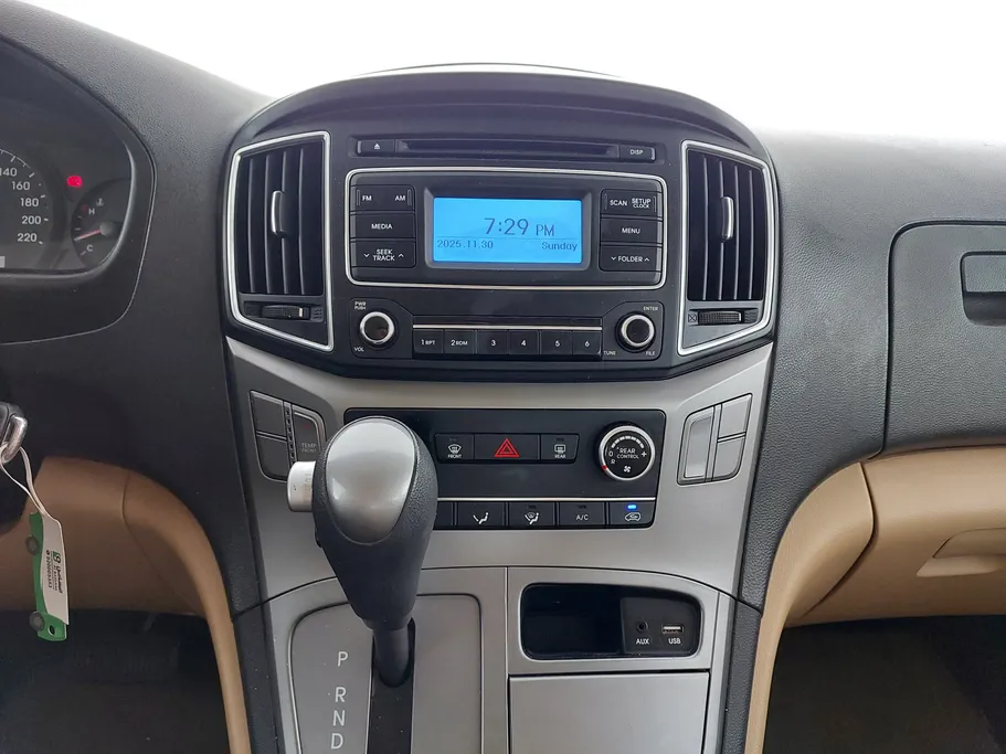 2019 Hyundai H1 passenger 