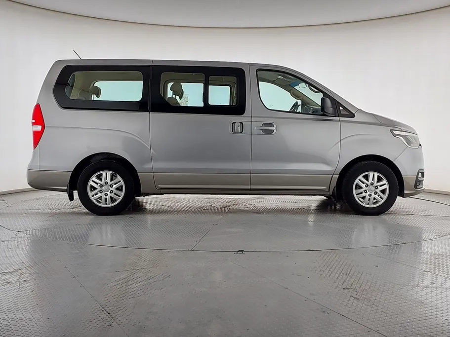 2019 Hyundai H1 passenger 