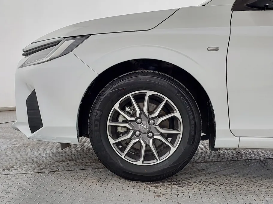 تويوتا يارس Y 2023 