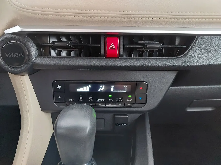 تويوتا يارس Y 2023 