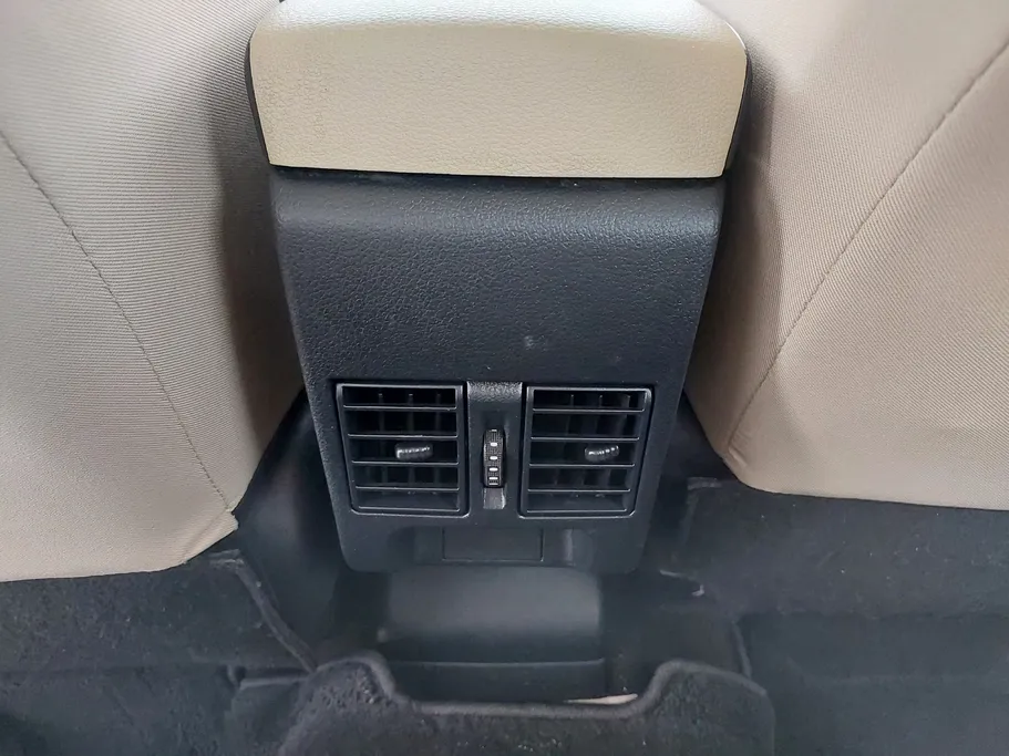 تويوتا يارس Y 2023 