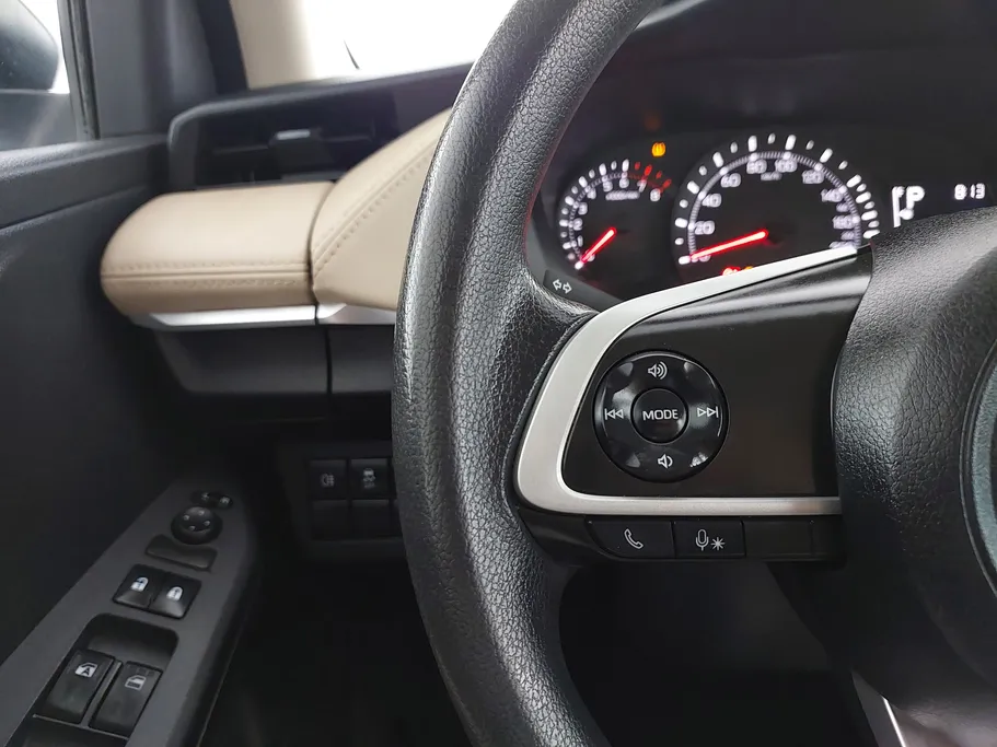 تويوتا يارس Y 2023 