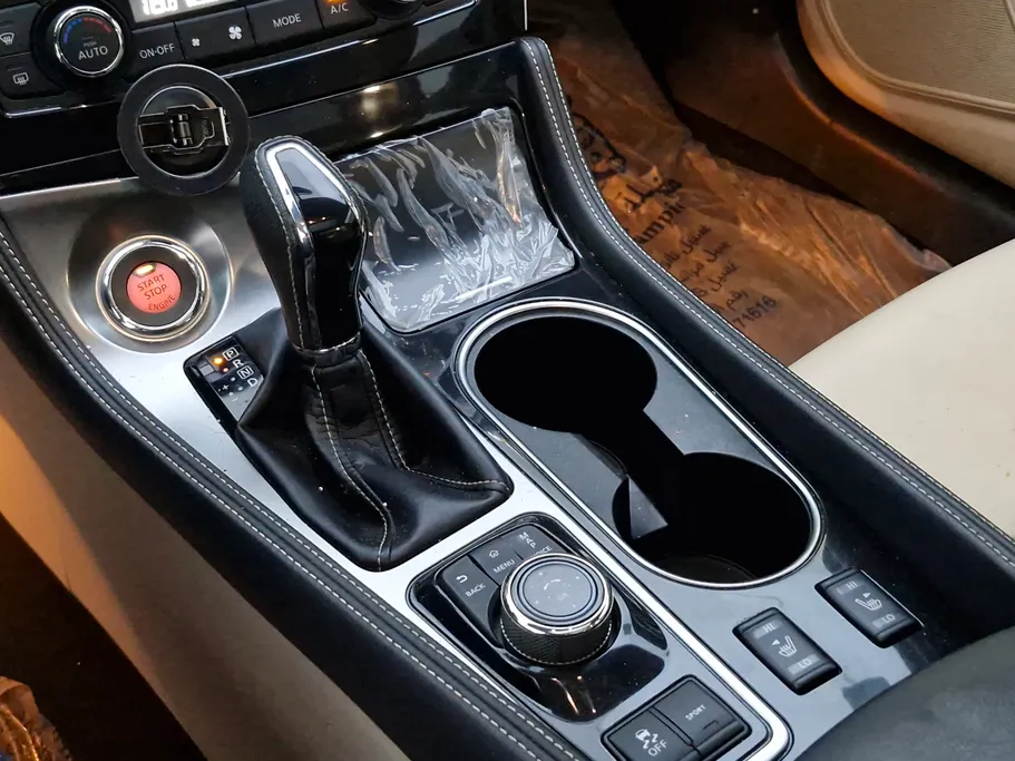 نيسان مكسيما SV 2021 