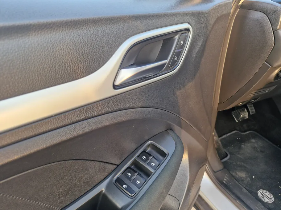 ام جي ZS STD 2023 