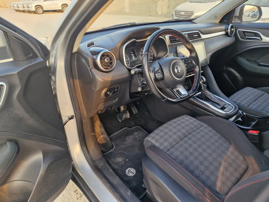 ام جي ZS STD 2023 