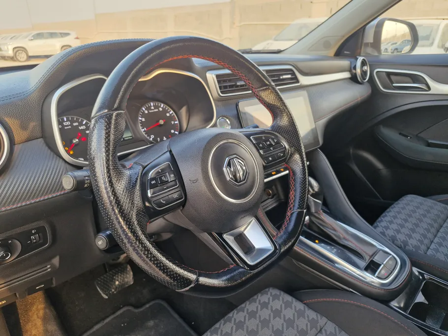 ام جي ZS STD 2023 