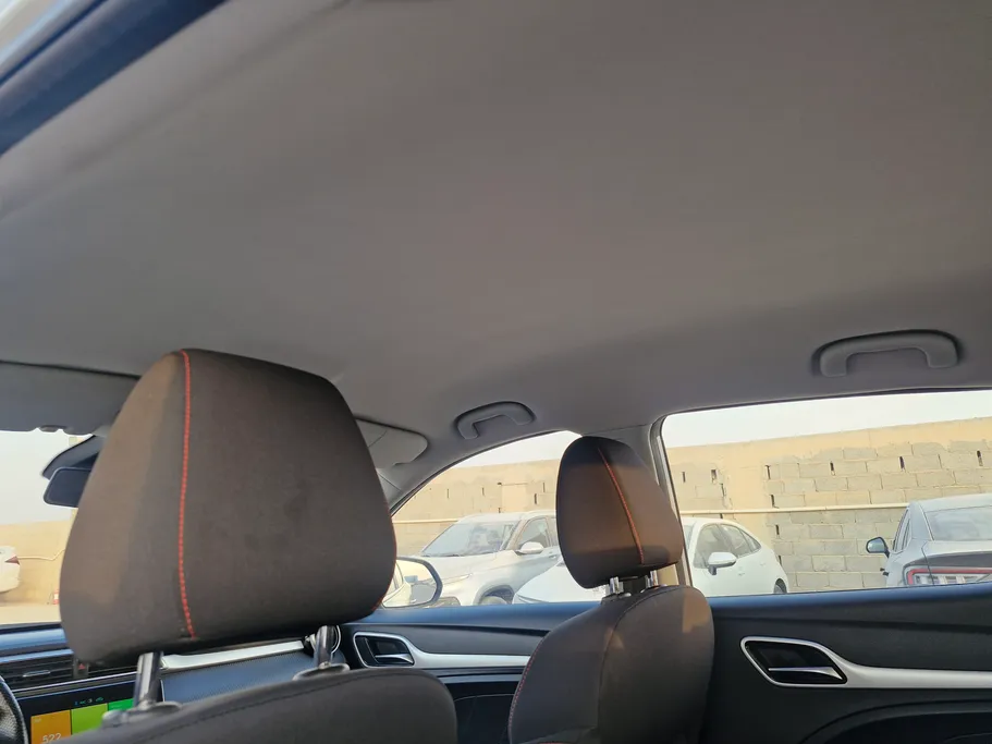 ام جي ZS STD 2023 