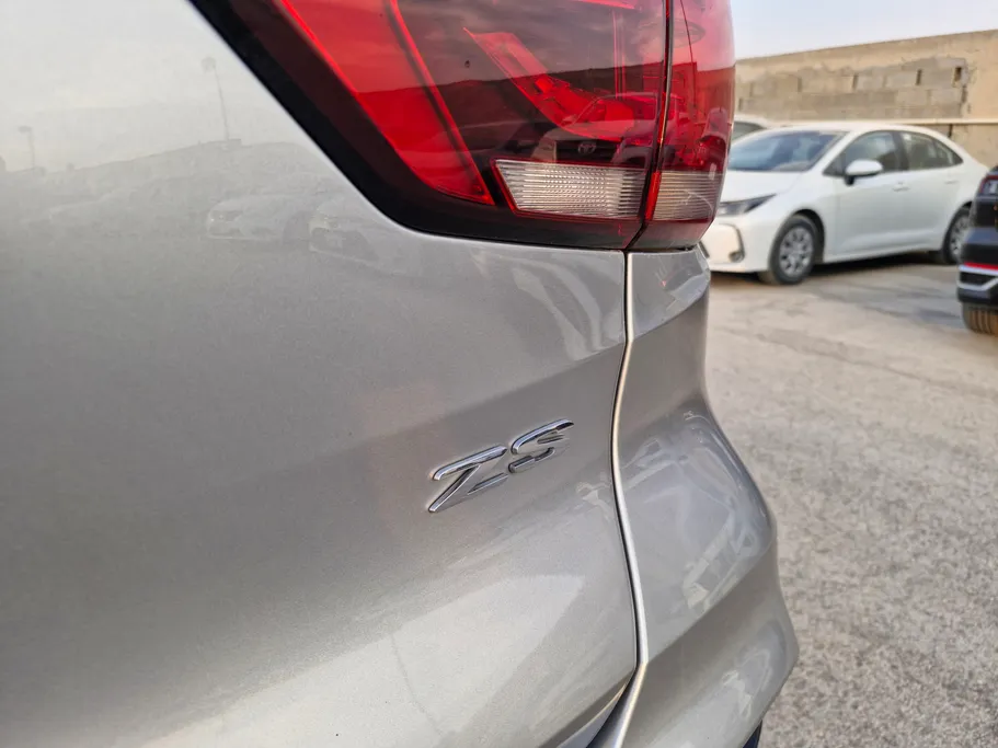 ام جي ZS STD 2023 