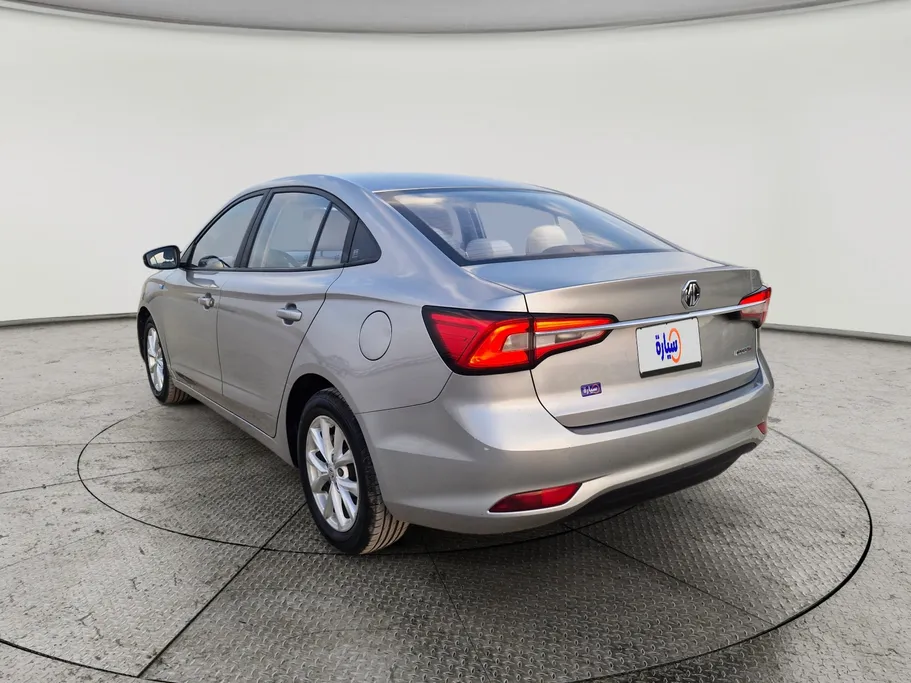 ام جي 5 STD 2022 