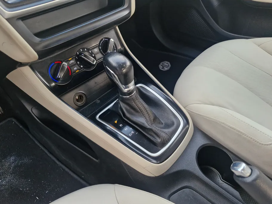 ام جي 5 STD 2022 