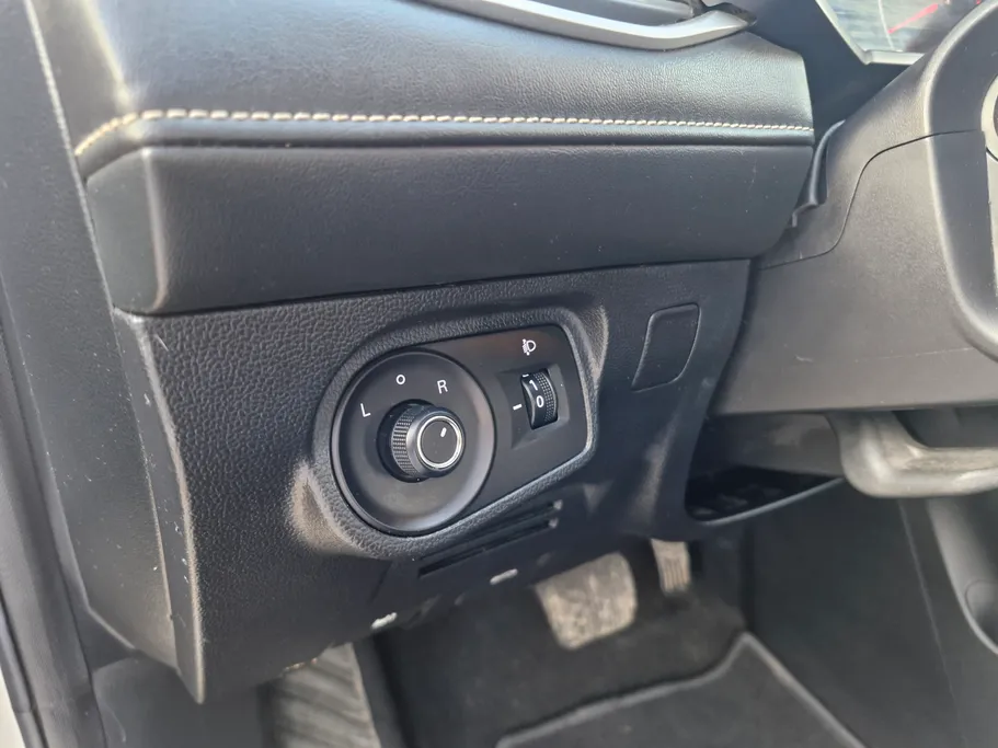 ام جي 5 STD 2022 