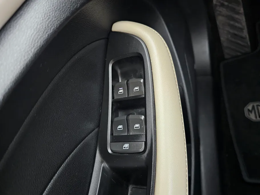 ام جي 5 STD 2022 