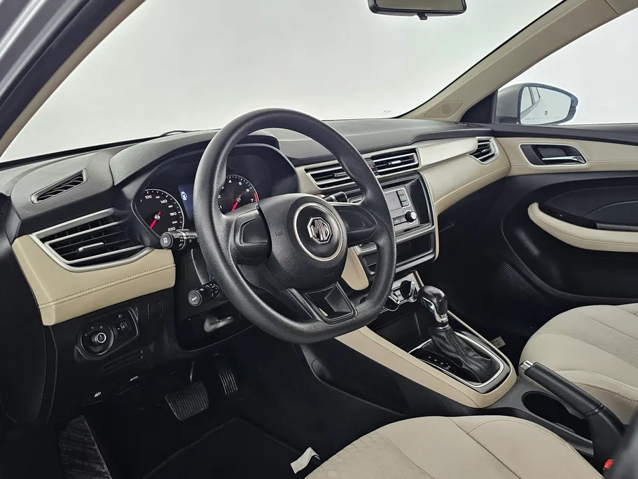 ام جي 5 STD 2022 