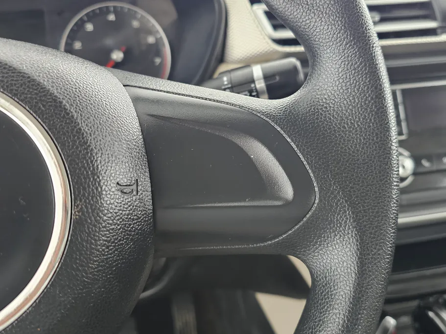 ام جي 5 STD 2022 