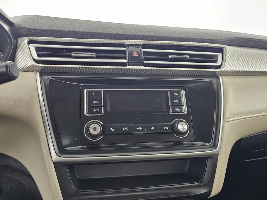 ام جي 5 STD 2022 