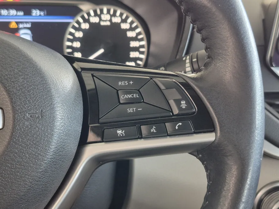 2022 Nissan Altima SV 