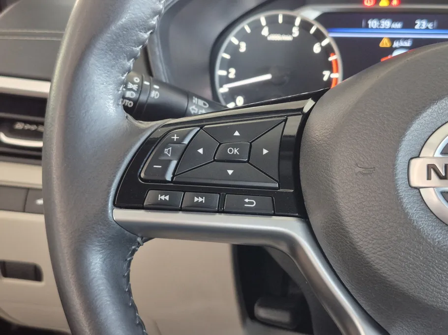 2022 Nissan Altima SV 