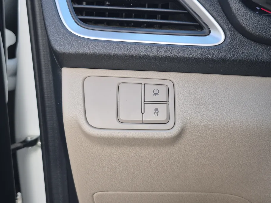 هيونداي اكسنت سمارت 2022 