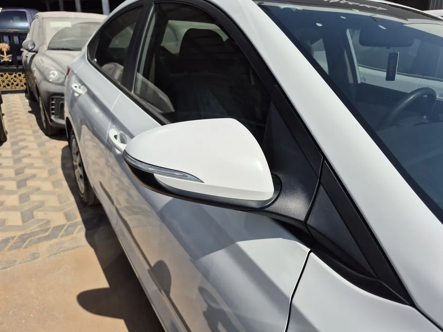 هيونداي اكسنت سمارت 2022 