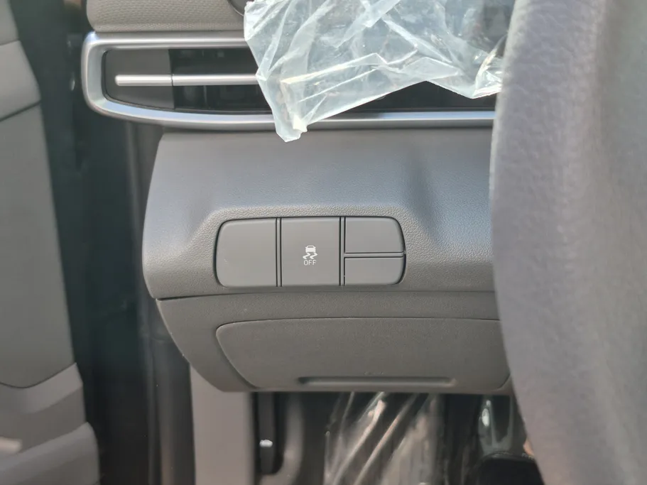 2025 Hyundai Elantra Smart 