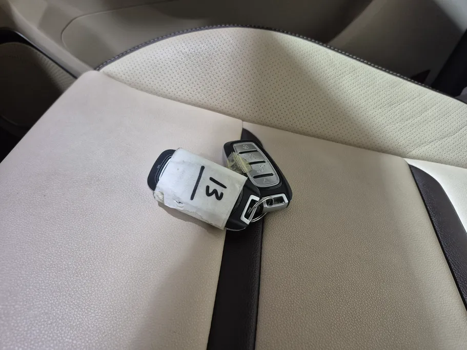 2023 FAW Bestune T77  