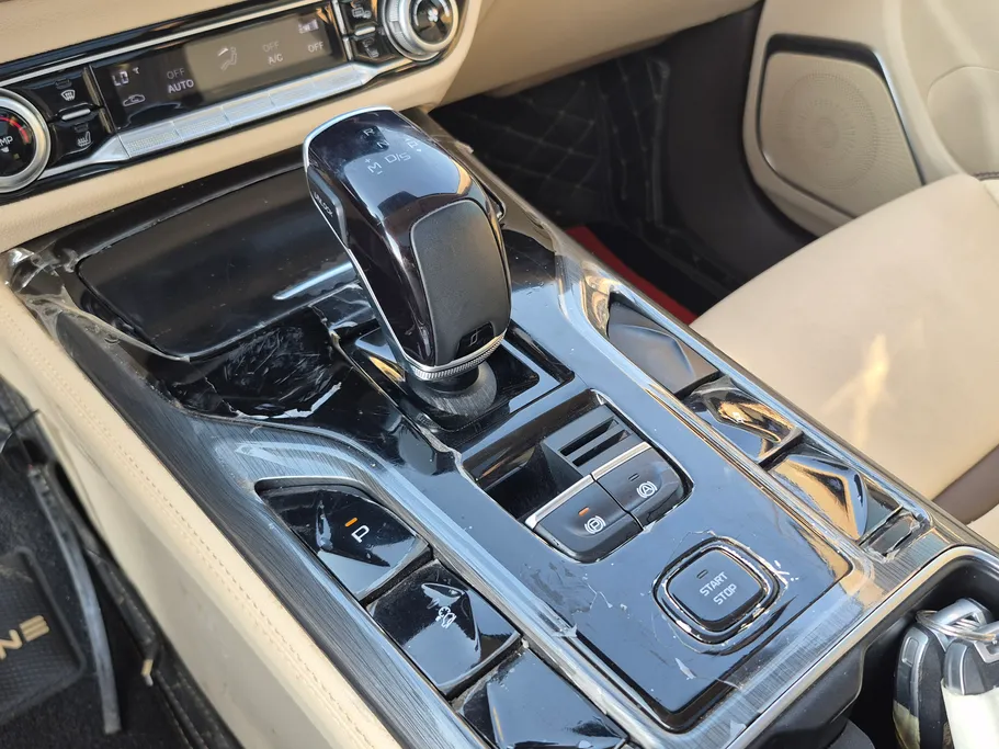 2023 FAW Bestune T77  