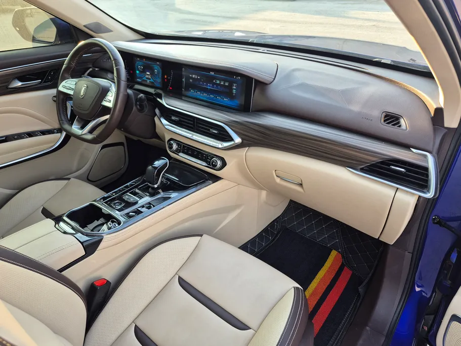 2023 FAW Bestune T77  