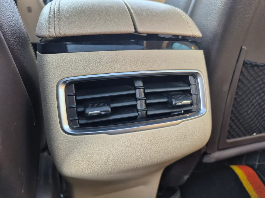 2023 FAW Bestune T77  