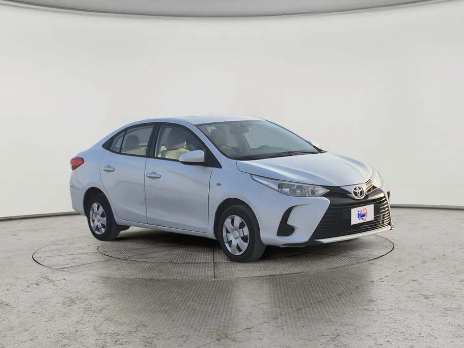 2022 Toyota Yaris  Y 