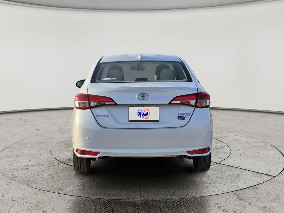 2022 Toyota Yaris  Y 