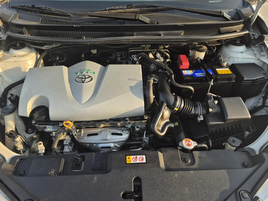 2022 Toyota Yaris  Y 