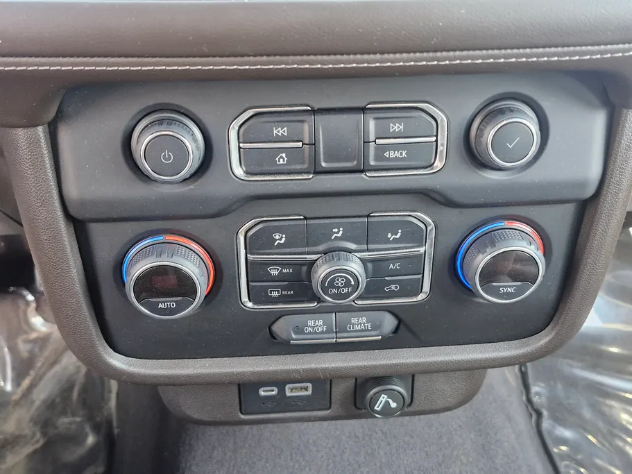 2022 Chevrolet Tahoe LS 