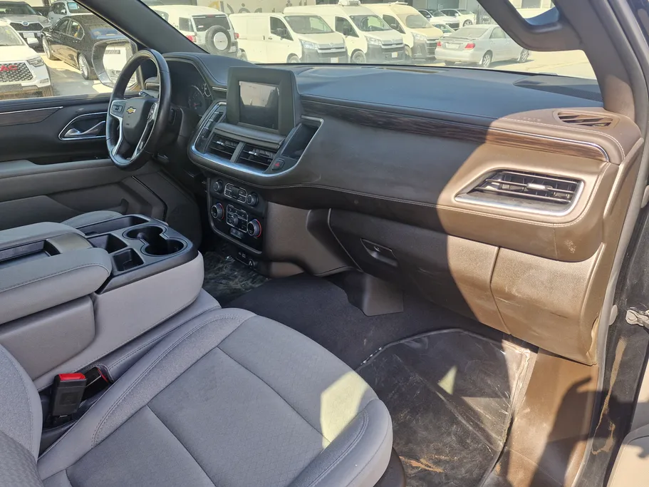 2022 Chevrolet Tahoe LS 