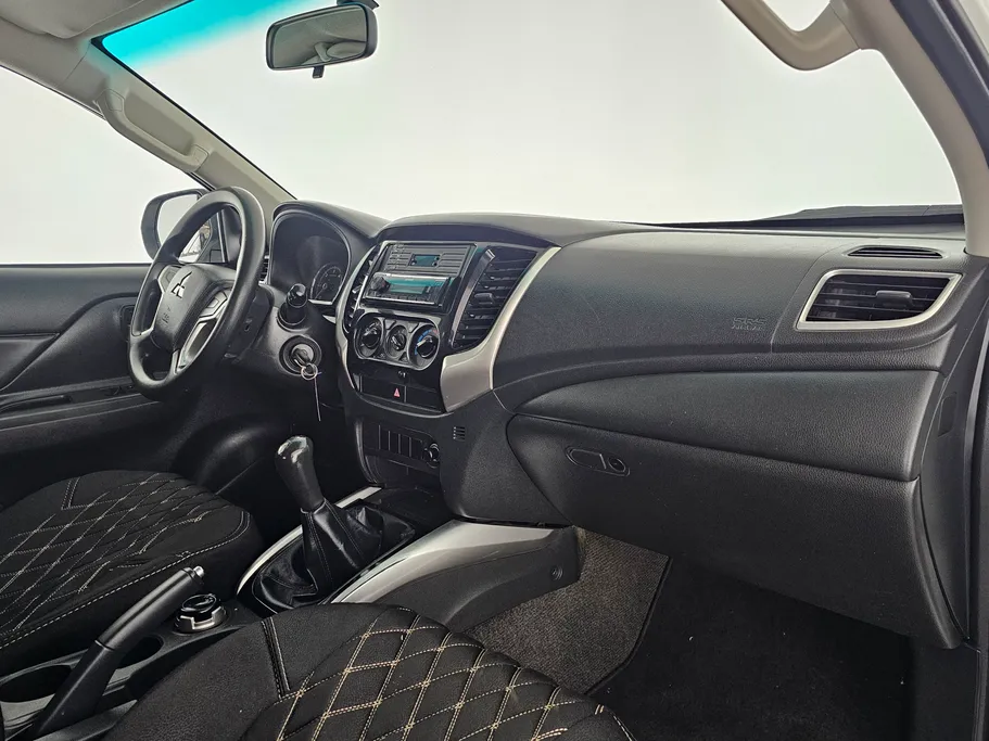 ميتسوبيشي L200 DC 4x4 2022 