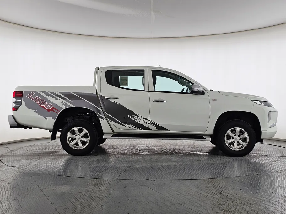 ميتسوبيشي L200 DC 4x4 2022 