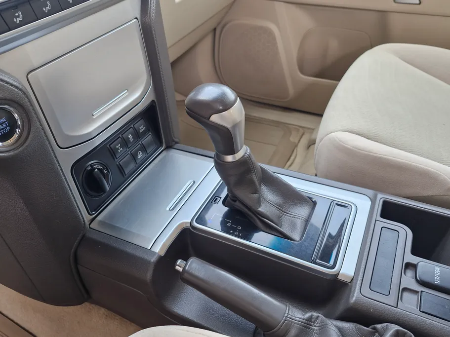 تويوتا برادو TXL 2022 