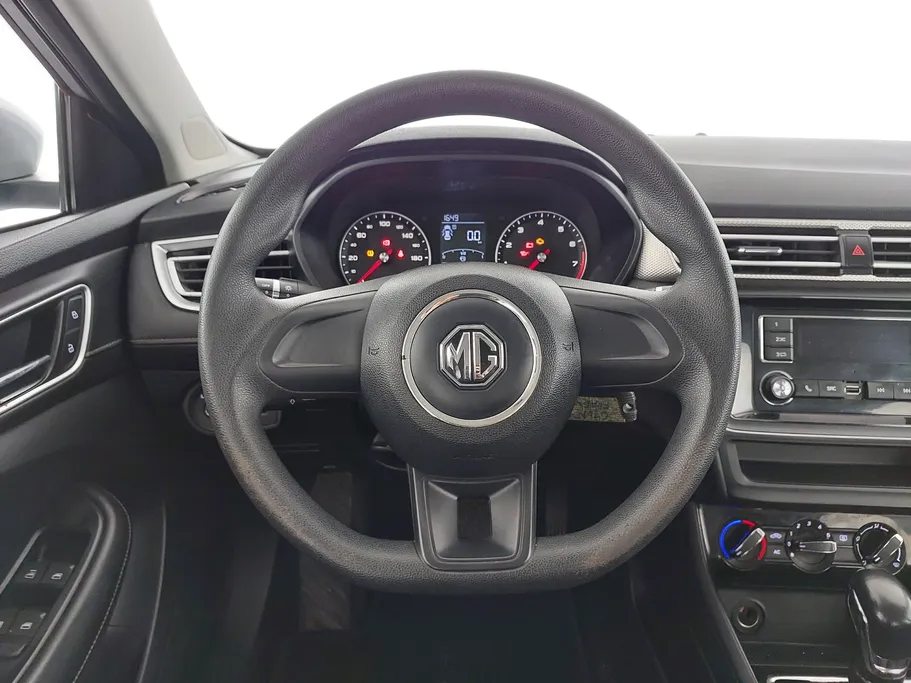 ام جي 5 STD 2022 